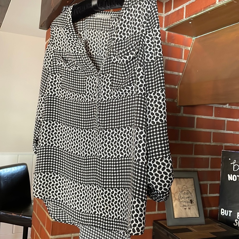 Black and white blouse